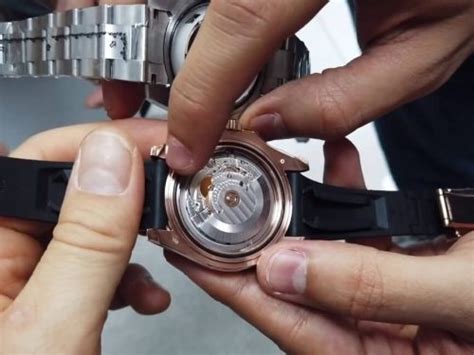 is it illegal to buy replica watches in canada